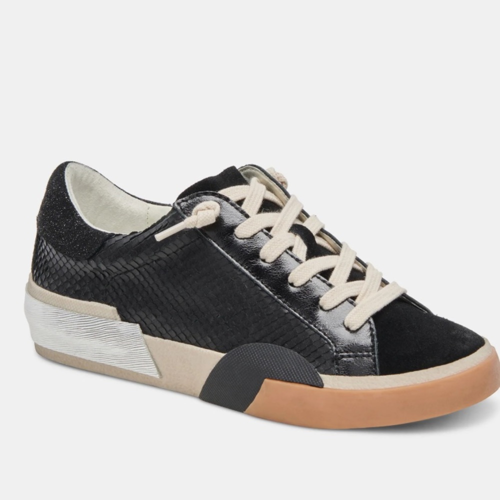 Dolce Vita Zina Sneakers Onyx Embossed Leather